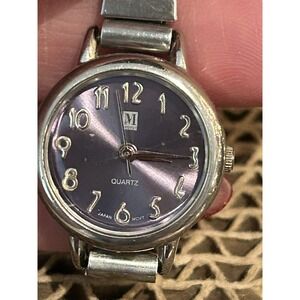 MC‎ women's Silver Tone Slip On strap quartz watch Working